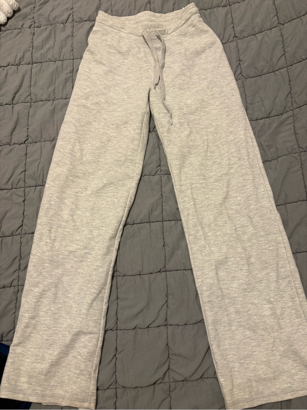 Aritzia Light Gray Wide-Leg Sweatpants